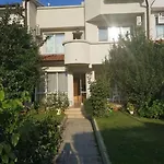 яна Casa vacanze *